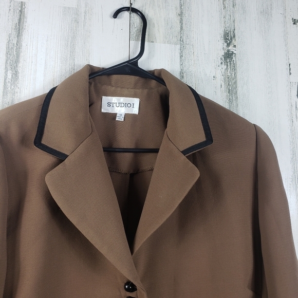 Studio i tan suit blazer women's plus size 14 - Picture 2 of 10